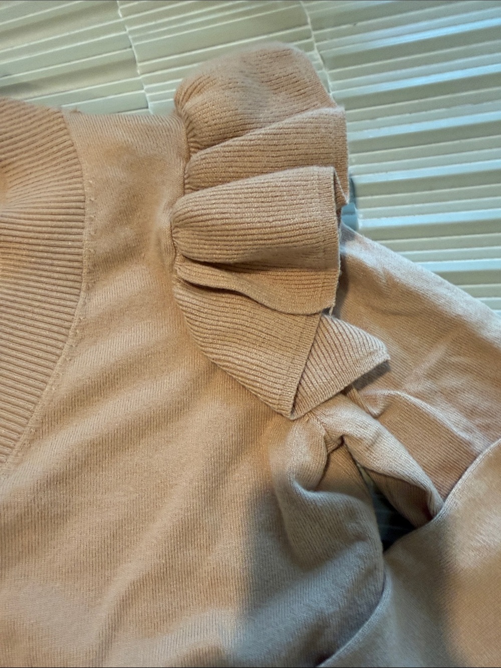 Truth Blush Ruffle-Sleeve V-Neck Sweater - Picture 3 of 6